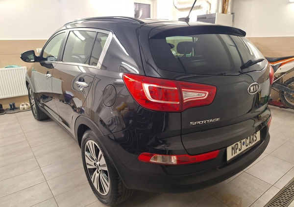 Kia Sportage cena 48900 przebieg: 178000, rok produkcji 2012 z Małomice małe 742